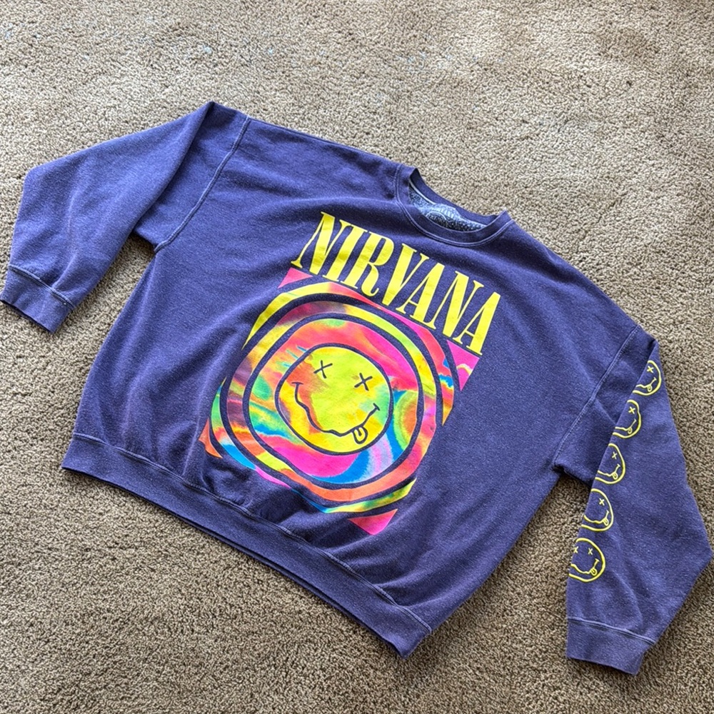 Oversize Nirvana Graphic Pullover sweatshirt | woman’s Size S/M